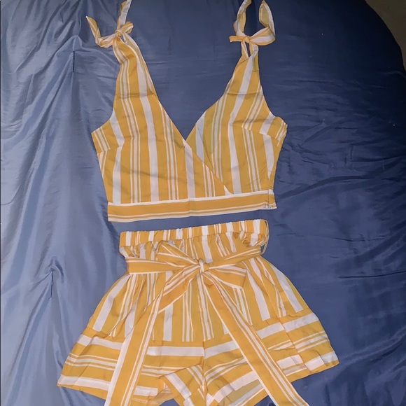 Zaful Pants - Zaful 2 piece Romper set